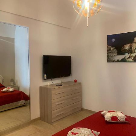 Terry S House Bed and Breakfast Polignano a Mare Exteriör bild